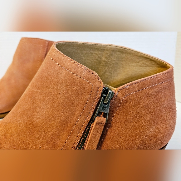 Lucky Brand Women's LK-Brielley2 Leather/Suede Bootie - Picture 9 of 15